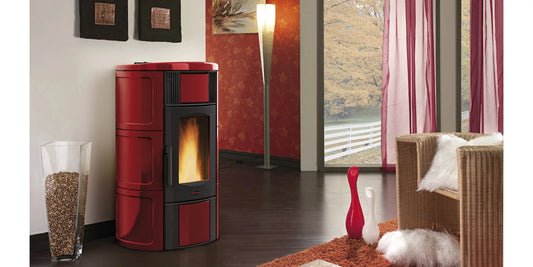 Termosemineu pe peleti, tip centrala, 5,4–19 kW, putere transmisa apei 4,0–14,7 kW pentru 545 m3, Iside Idro 5.0, La Nordica-Extraflame, culoarea Bordeaux