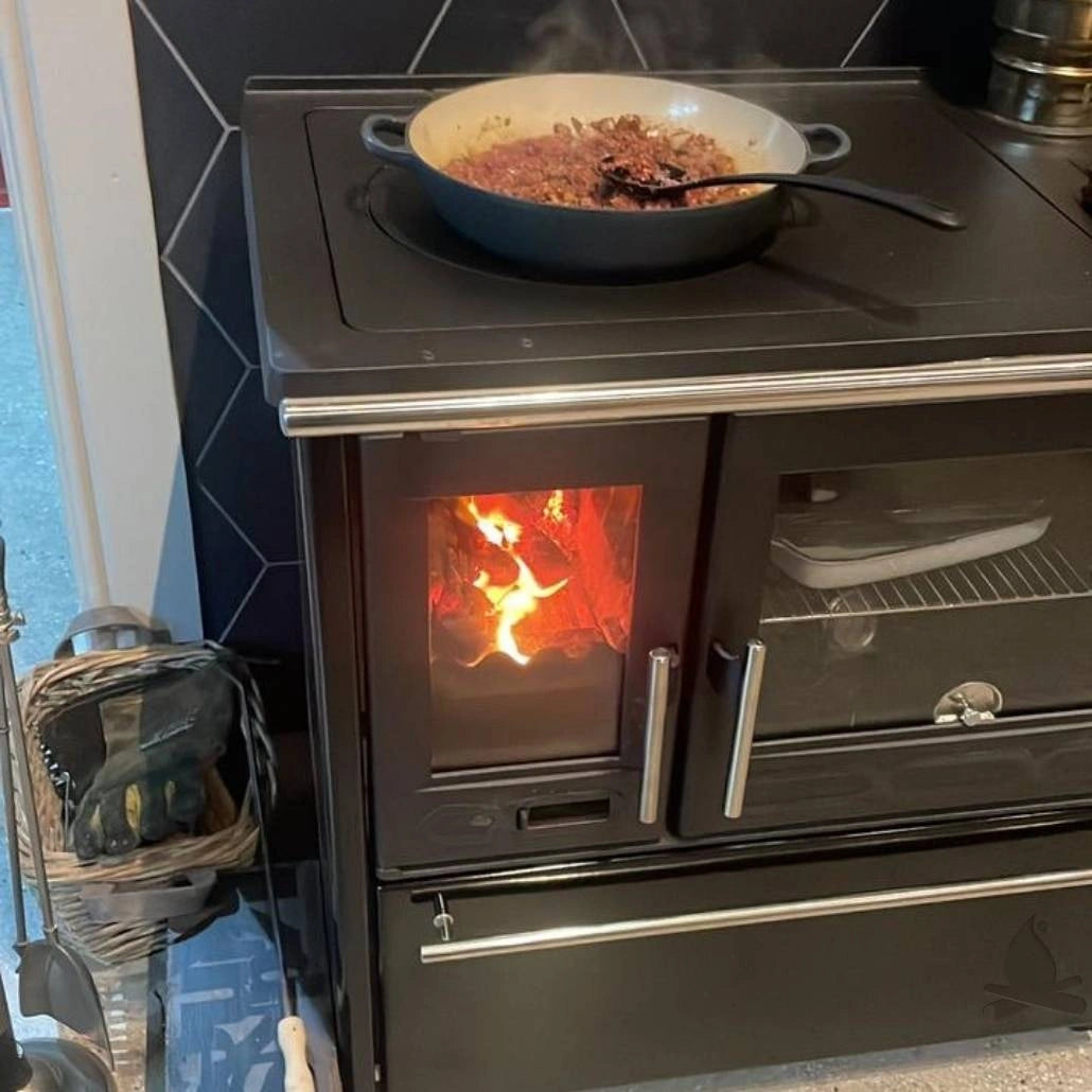 Soba de gatit P85 Negru cu plita si cuptor - 8kW - racord dreapta