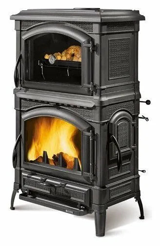 Sobă pe lemne Nordica ISOTTA FORNO EVO cu convecție naturală a aerului cald 9,7 kw - fontă