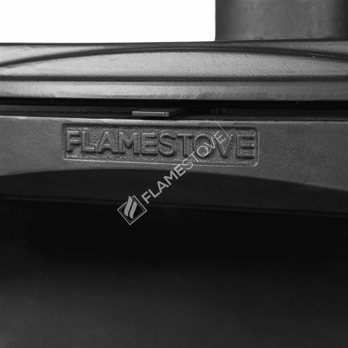 Șemineu/Sobă de Încălzire Lemne și Cărbuni FS-201YK Lodi Flame - Randament Înalt, Dublă Combustie, Clasa A, Sticlă Schott Robax, 5 kW