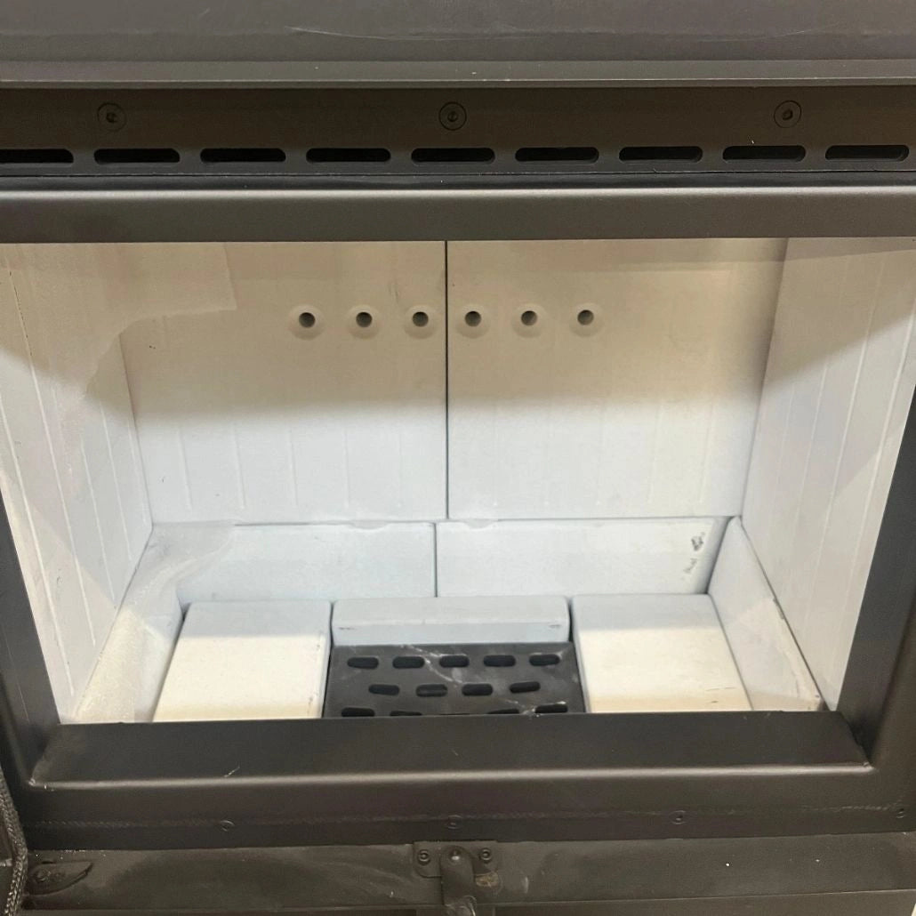 LUCY 12-OUTLET