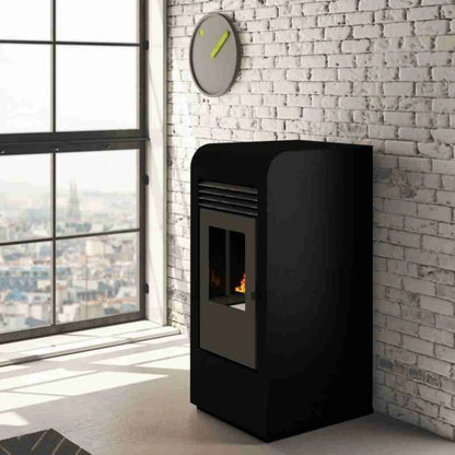 SOBA PE PELETI 2.5-9.5 KW - GIADA CARBON
