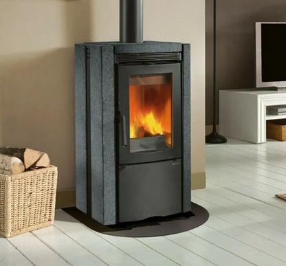 Sobă pe lemne Nordica ESTER BII 7,5 kw - 215 m³ încălzibilă - piatră vulcanică