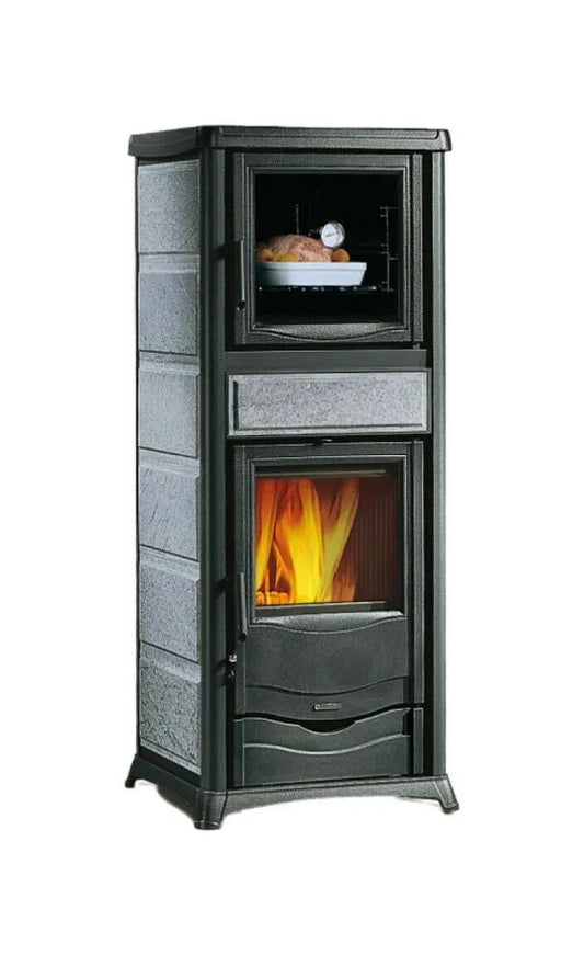 Nordica ROSSELLA PLUS FORNO 5.0 Sobă pe lemne cu cuptor 9,4 kW - 270 m³ - piatra