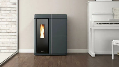Sobă  centrala ermetică pe peleți Slim, Extraflame nordica EVELYNE IDRO 2.0 Evolution 18 kw - 517 m³ - Gri