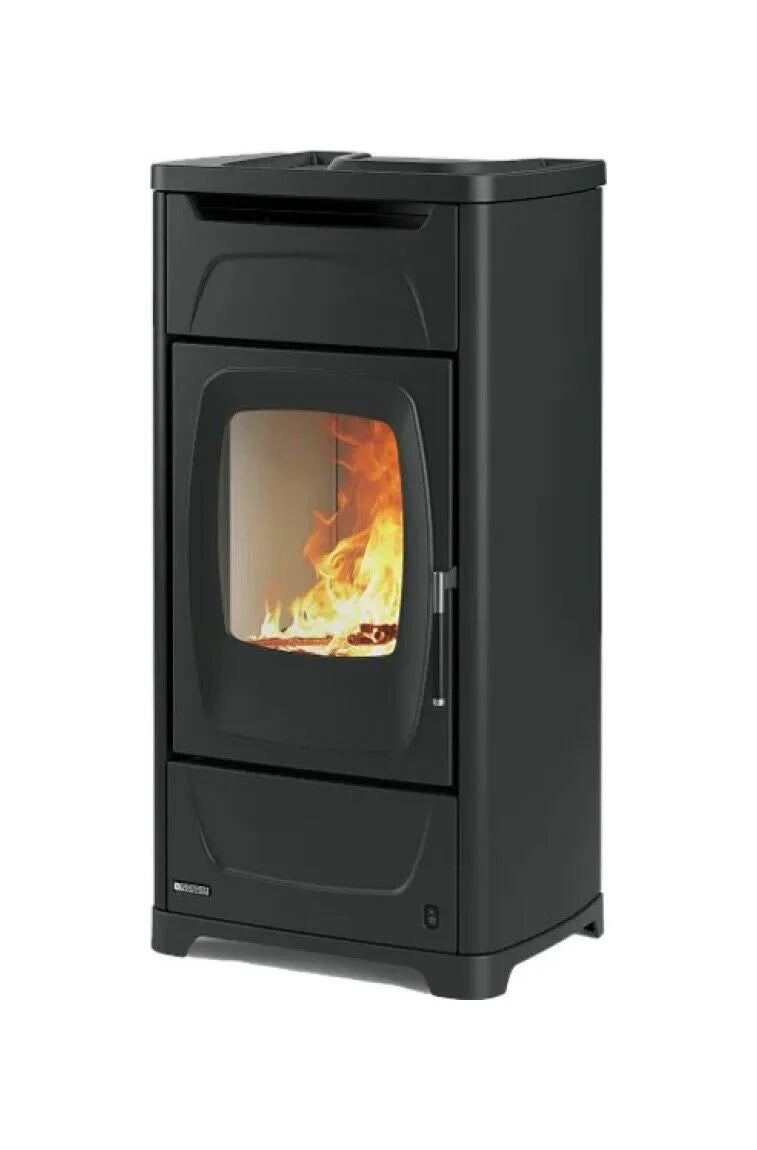 Sobă pe lemne Nordica Larissa Evolution 9,3 kW - 267 m³ - antracit negru