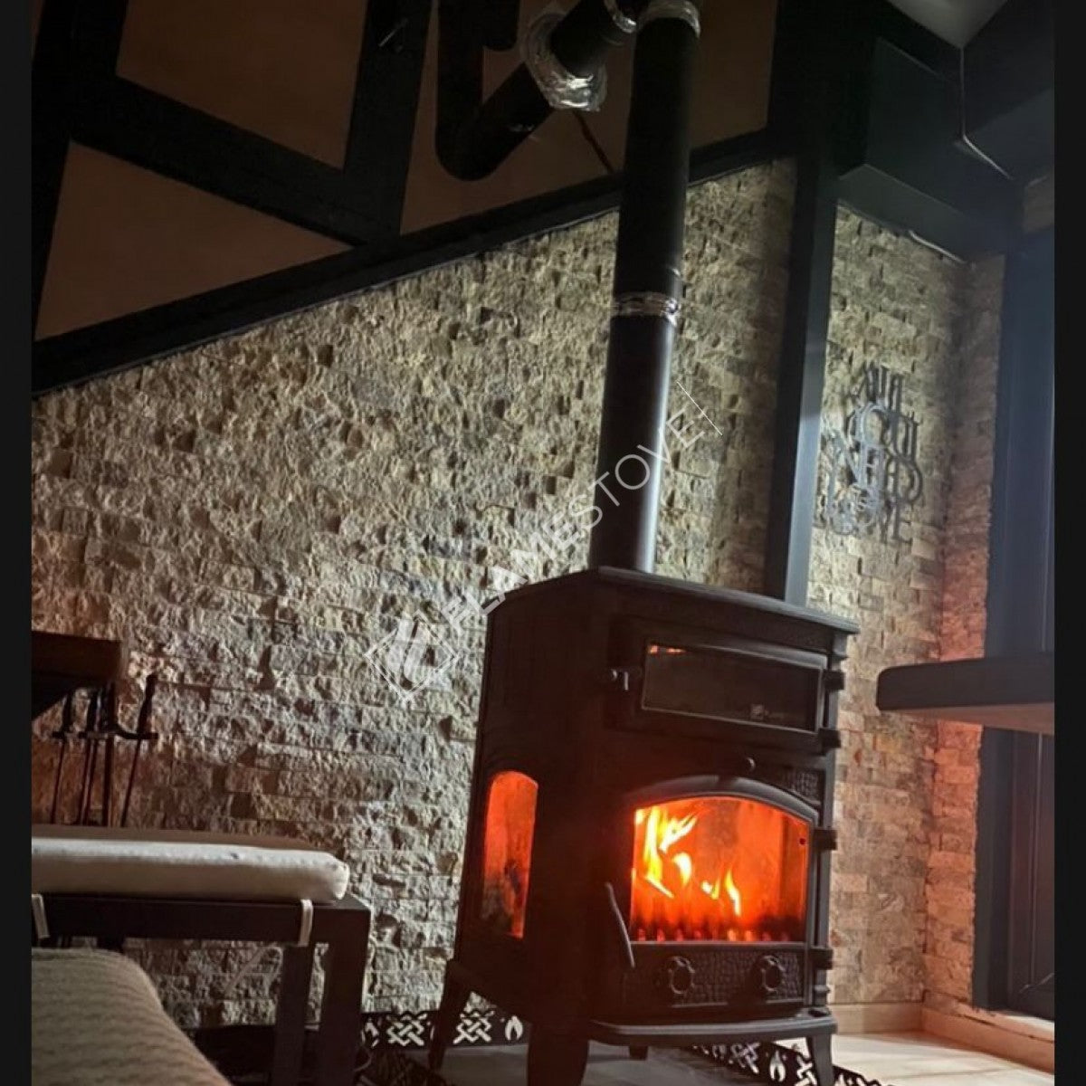 Sobă pe lemne și cărbuni FS-011YK Sirius Maxi cu 3 geamuri laterale, sticlă Schott Robax, ardere dublă, 18.21 kW - Eficiență maximă