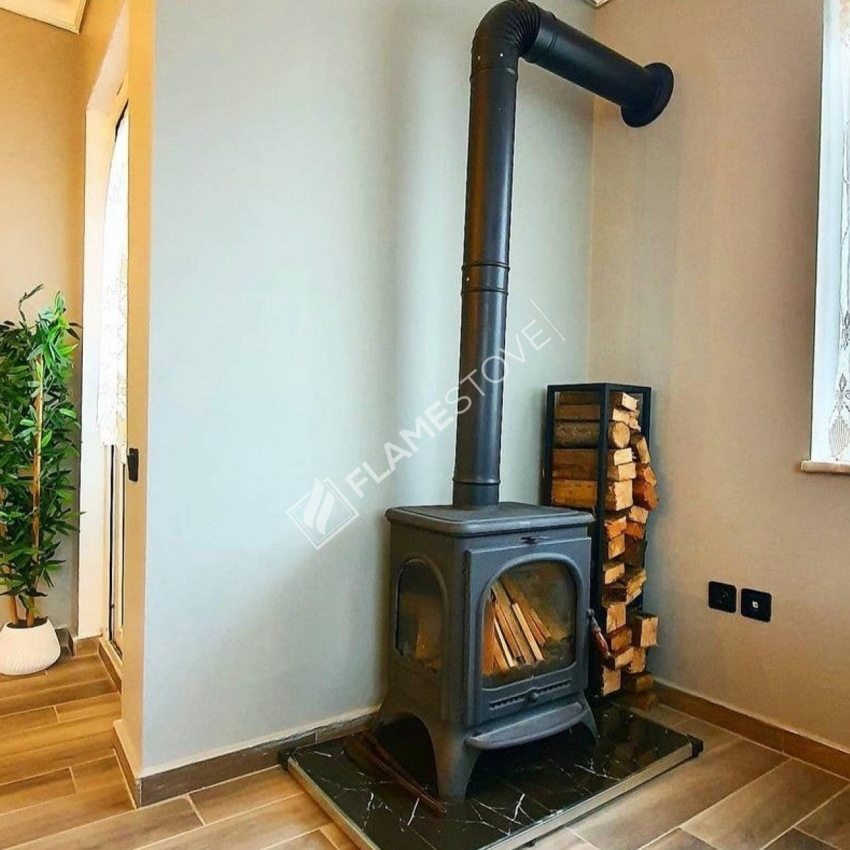 Sobă de Lux cu Lemne și Cărbuni FS-022 Modena - Eficiență 8 kW cu Sticlă Schott Robax și Design cu 3 Panouri