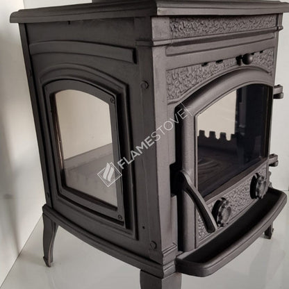 Șemineu Ultra din Fontă FS-015 Sirius 4 - Eleganță și Eficiență Energetică