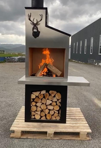 OUDOOR BARBEQUE DEER