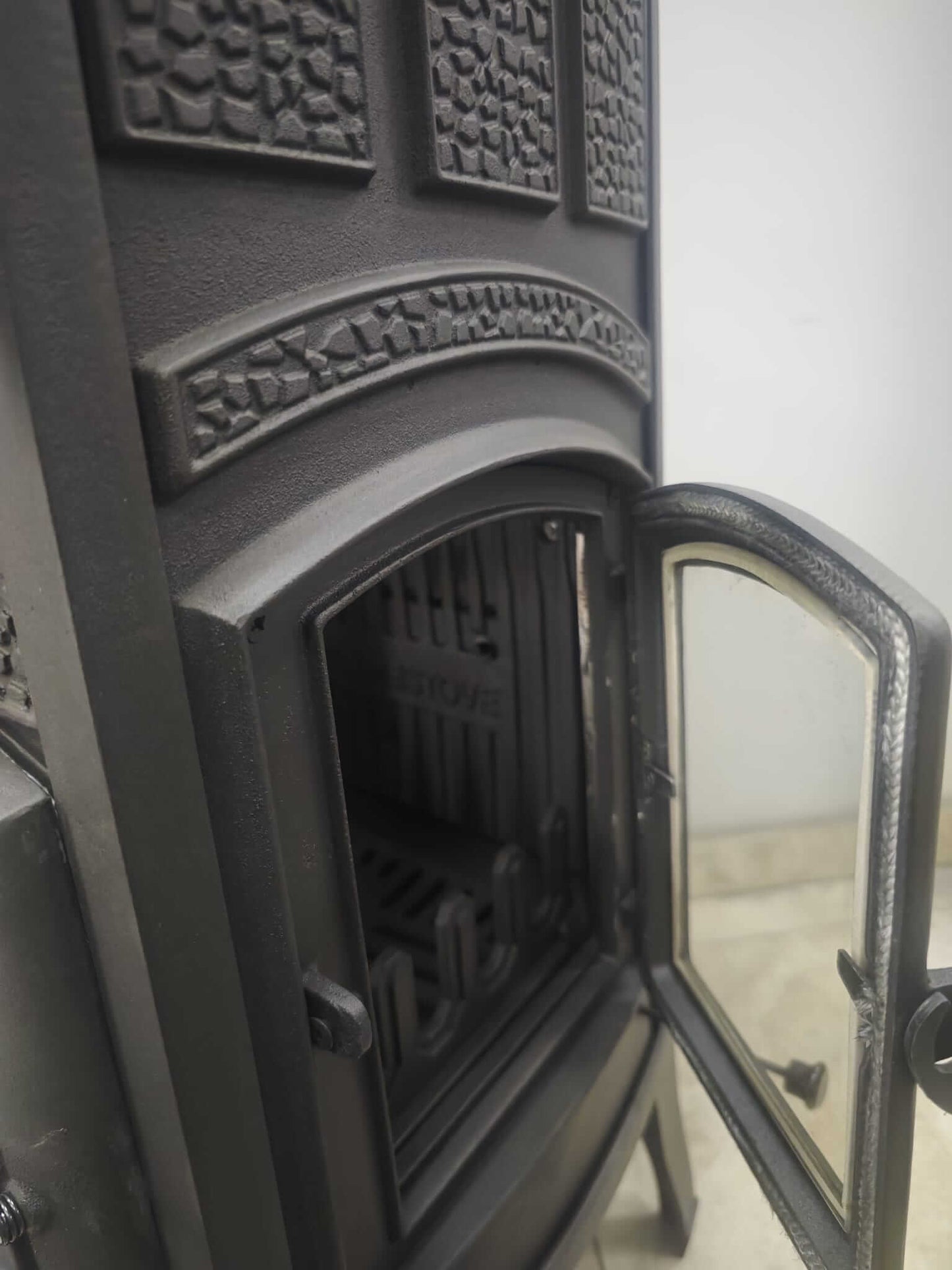 Aragaz de Fontă Sirius Midi cu Ușă Laterală și Cuptor FS-071YK - Încălzire și Gătit Eficiente