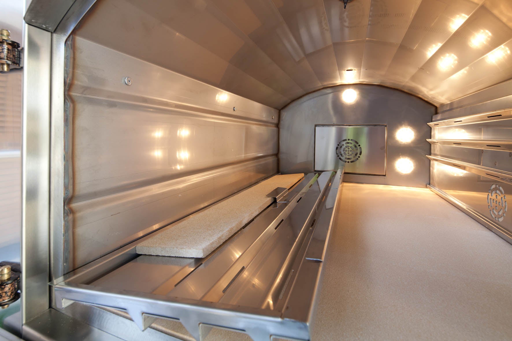 Cuptor încorporat pe lemne GIOVE