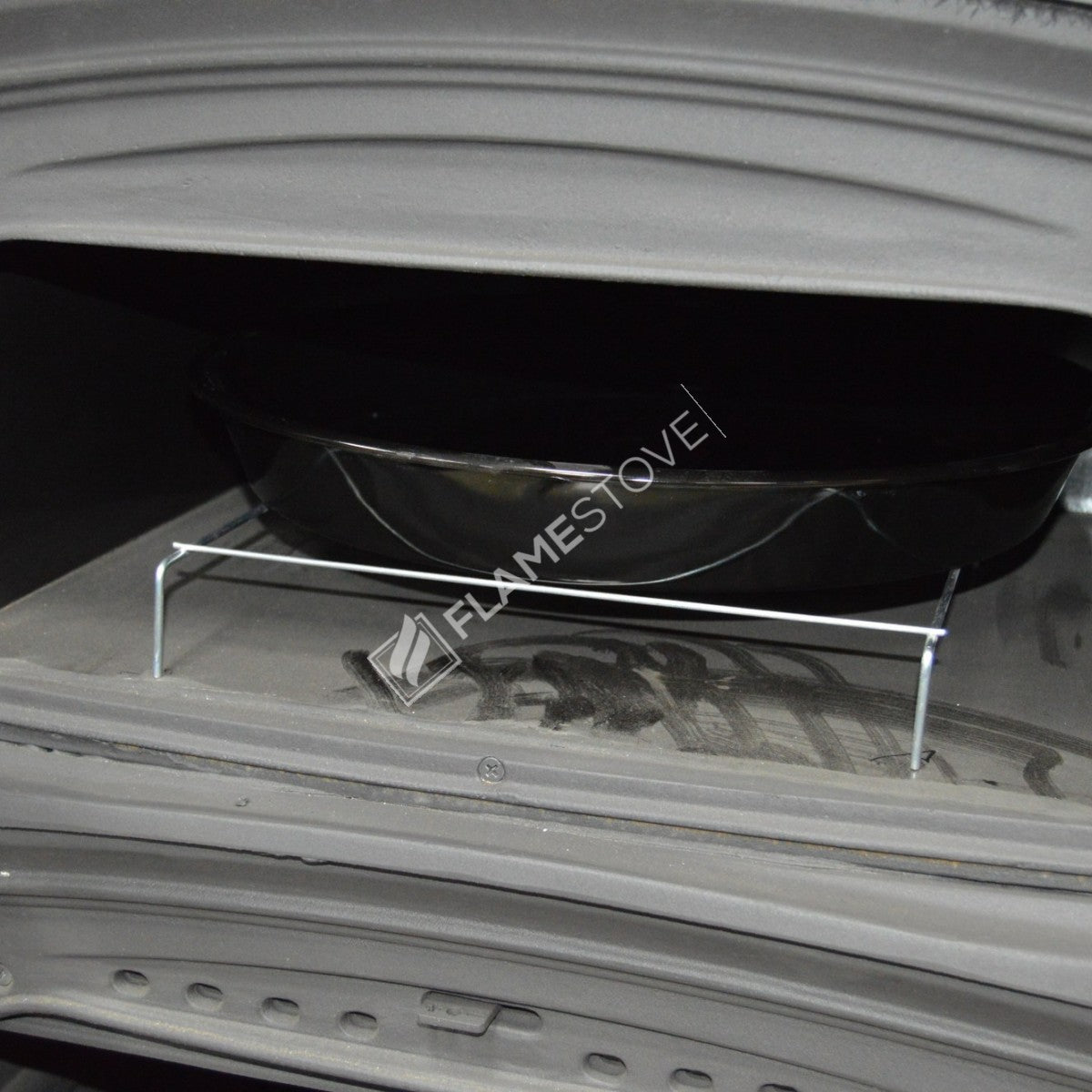 Sobă Premium Stil Altar FS-033YKST din Fontă, Eficiență Energetică Clasa A, Combustie Dublă, Ideală pentru Lemn și Cărbune