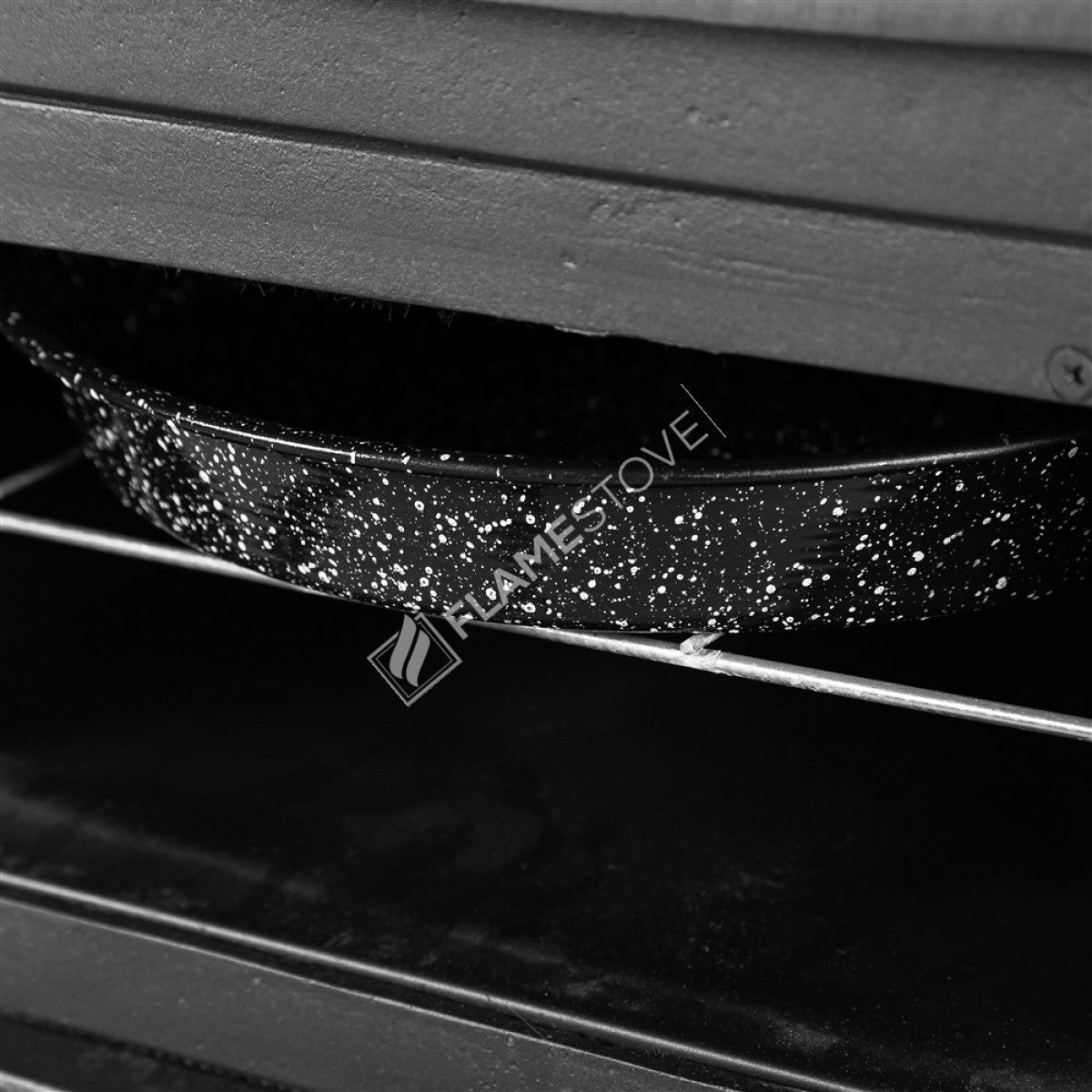 FS-044 Sobă Verticală Clasic Retro cu Cuptor | Eficiență Ridicată pe Lemn și Cărbuni, Sticlă Schott Robax, Termostat Cuptor