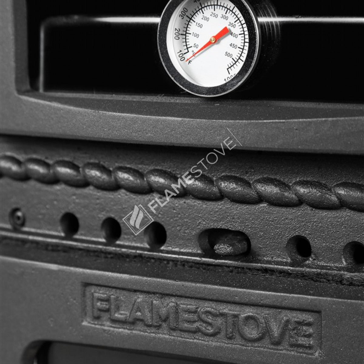 Soba din Fontă FS-053 – Încălzire Eficientă pentru 70 m² cu Sticlă Schott Robax și Email