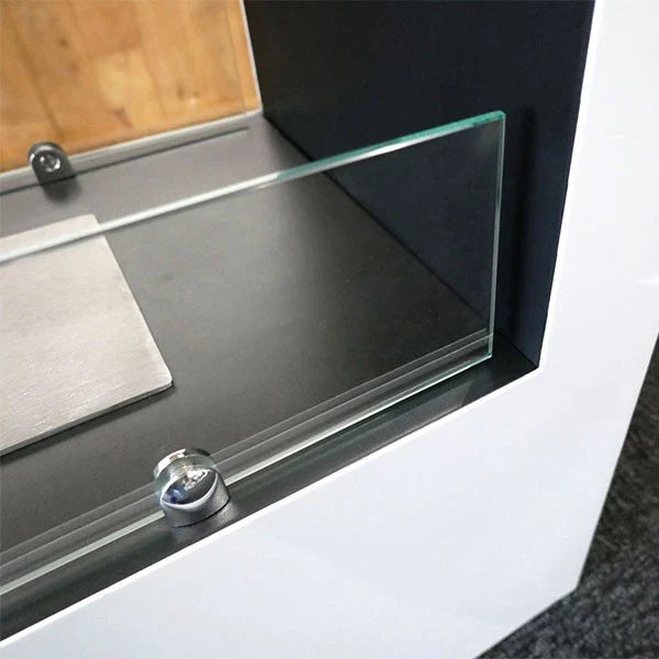 Șemineu Freestanding ScandiFlames Lansing XL Alb - Eleganta și Căldură în Spațiul Tău