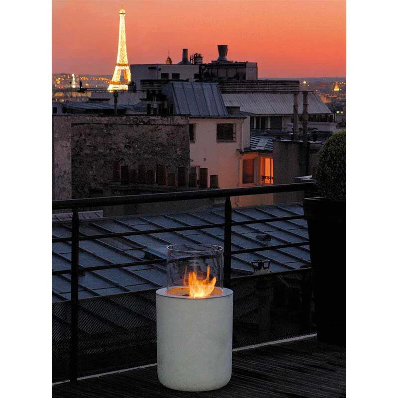 Șemineu de Masă Planika Jar cu Bază din Beton - Elegant și Ecologic