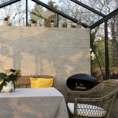 Șemineu Autoportant Cocoon Pedestal - Negru Mat cu Bază din Oțel