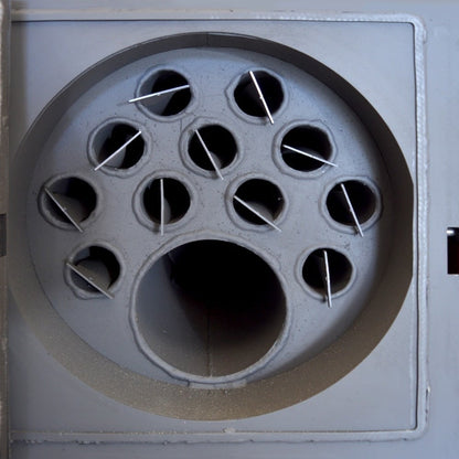 Pachet centrală mixtă lemn/pelet Termax Tera 40 kW, 265 mp, buncăr peleți 120 kg, volum manta apă 100 litri, diametru coș Ø120 mm, Termostat ambiental KOPH CT99, Calorifere, Robineți, Pompă recirculare, Boiler termoelectric 100 litri, Grup siguranță