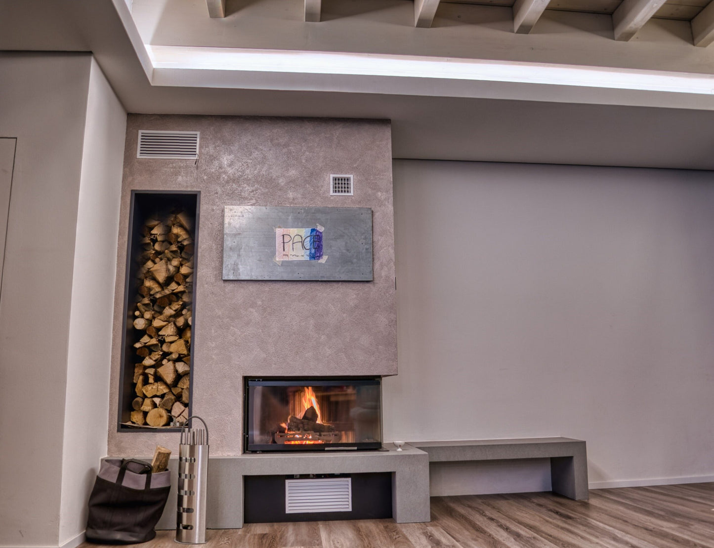 Termosamnaș în Unghi Revolution Green IDRO - Eficiență Energetică și Design Scenografic (22-27 kW)