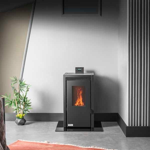 Soba pe Peleti TEBA TP-05, 8 kW, Ventilare Fortata, Control Electronic, Capacitate Buncar 15 kg, Incalzire 50 mp