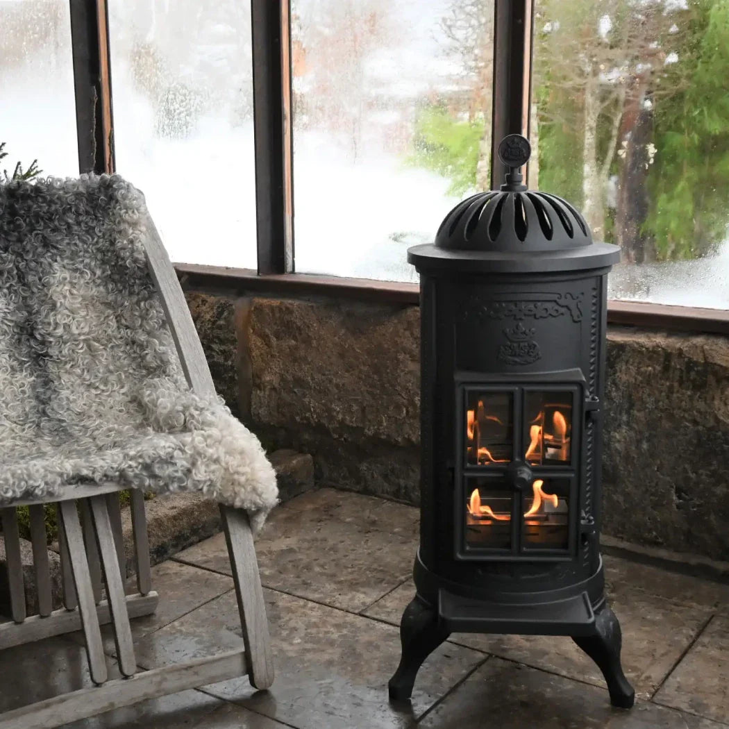 Șemineu Carl Bioetanol - Elegant și Durabil din Fontă, Perfect pentru Orice Casă